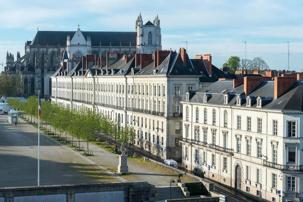 Grande Chambre Independante, Charme, Calme Sur Jardin, Nantes Centre, Acces Prive Par Escalier De L'Immeuble, Sdb & Wc Prives, 10 Minutes Gare Et Palais Des Congres Exteriör bild